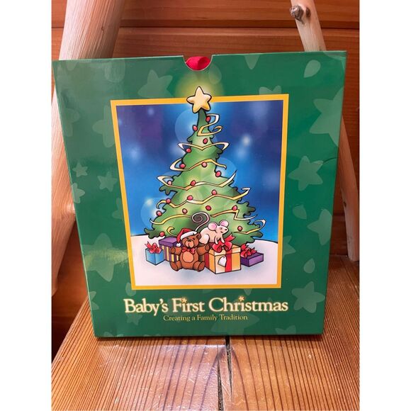 Baby's First Christmas: Creating a Family Tradition Hardcover photo memory book - Picture 1 of 3
